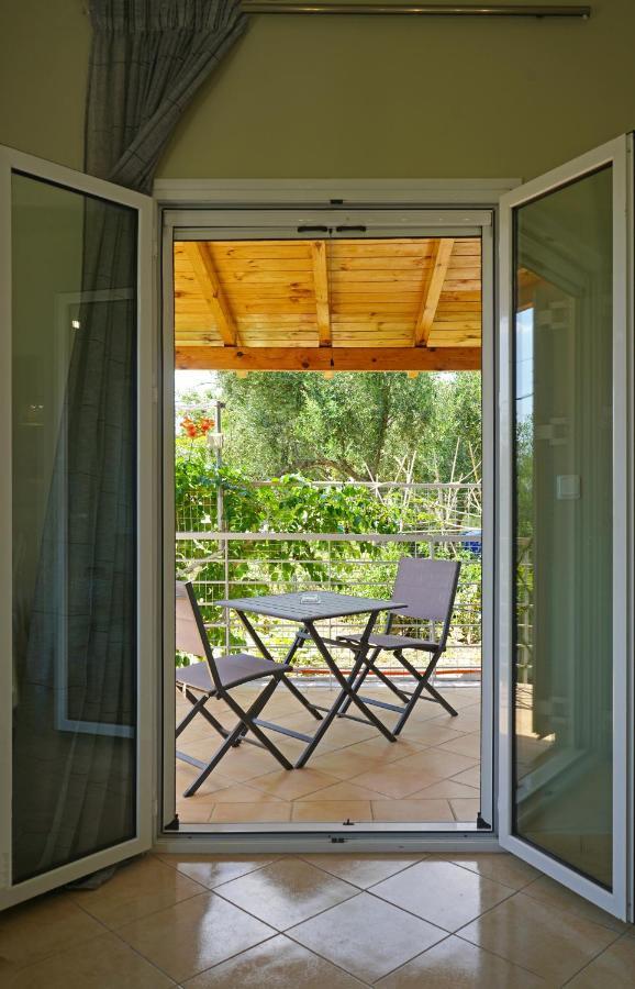Kalimera Suite Каламата Экстерьер фото
